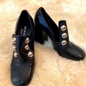Burberry Leather Pumps